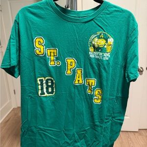 Vintage 2018 Green St. Pat's Graphic T-Shirt